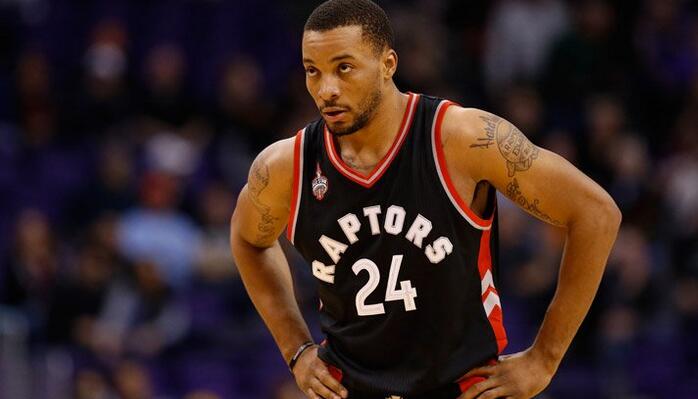norman powell 17分刷新个人季后赛生涯纪录