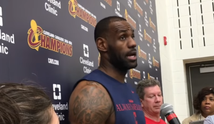 詹姆斯谈布朗队选秀:祝愿新球员取得成功