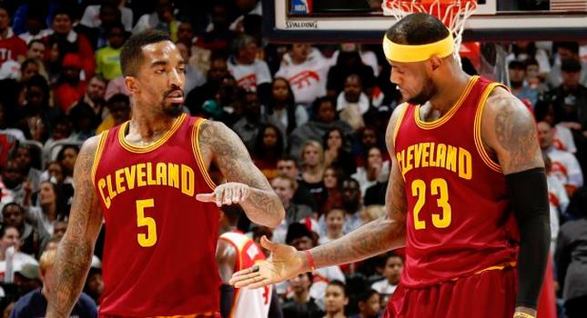 JR-史密斯:勒布朗好像是实验室出来的试验品 -