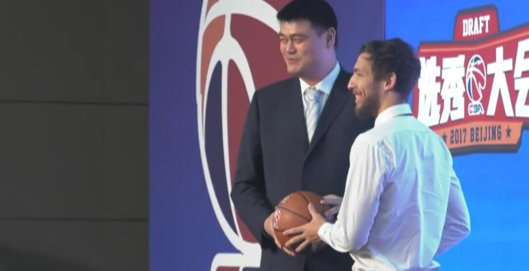 香港邓肯惠龙儿被浙江男篮选为探花秀_虎扑