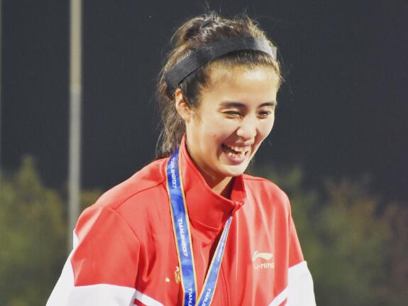 上海女足全运会夺冠,赵丽娜调侃:躺赢_虎扑中