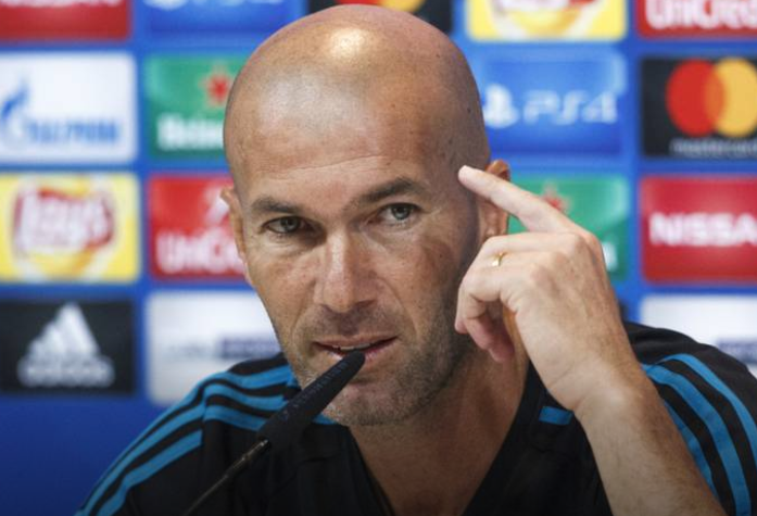 齐达内:我们或许缺少一名前锋,不过皇马会好起