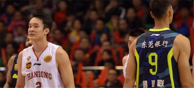 CBA公司公布新赛季国内球员注册名单