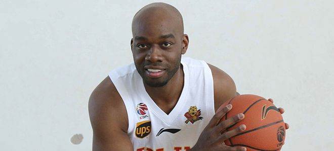 兰德里11分,吉林东北虎热身赛负弗罗里达鲨鱼