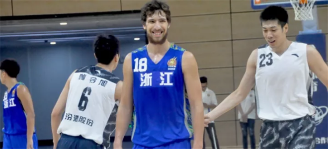 惠龙儿:去年落选不是坏事,六年前曾有过试训_