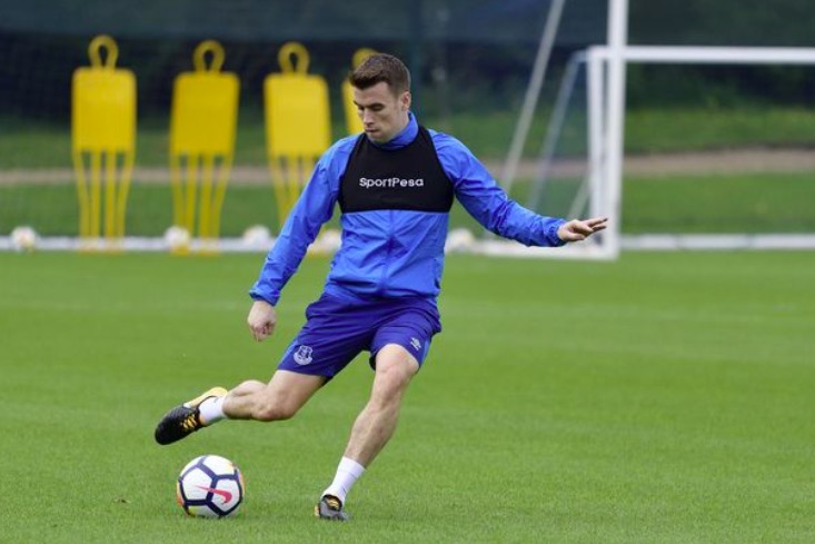 回声报：埃弗顿边卫科尔曼迎断腿重伤后首场比赛