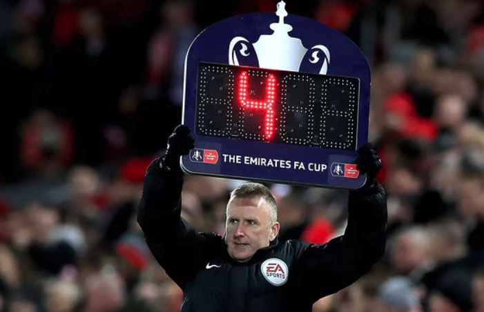 克洛普：电视转播商把我们的补时时间缩短了