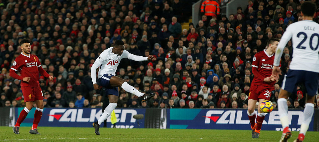 GIF：暴力美学！万亚马超级世界波追平<a href=http://bf.310bf.net target=_blank class=infotextkey>比分</a>