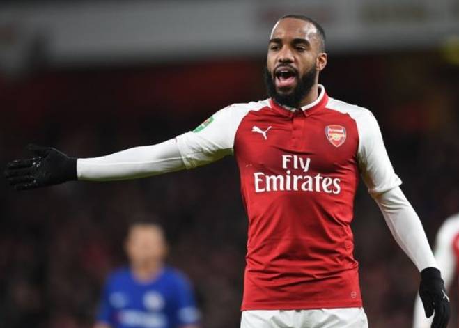 伊恩-赖特：温格摧毁了拉卡泽特的自信心