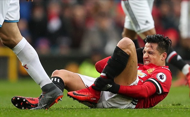 <a href=https://www.310bf.com/tags-%E8%8B%B1%E8%B6%85-0.html target=_blank class=infotextkey>英超</a>被侵犯次数排行榜，桑切斯斯特林阿扎尔入围前十