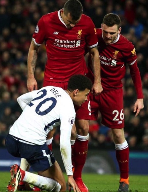 洛夫伦发图讽刺阿里假摔：罗伯逊，我会教育他的