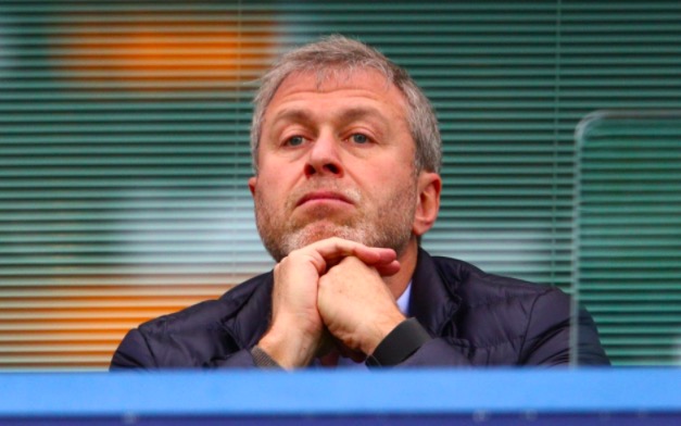 传蓝军球员抱怨孔蒂训练，但阿布不会允许球员决定主帅未来