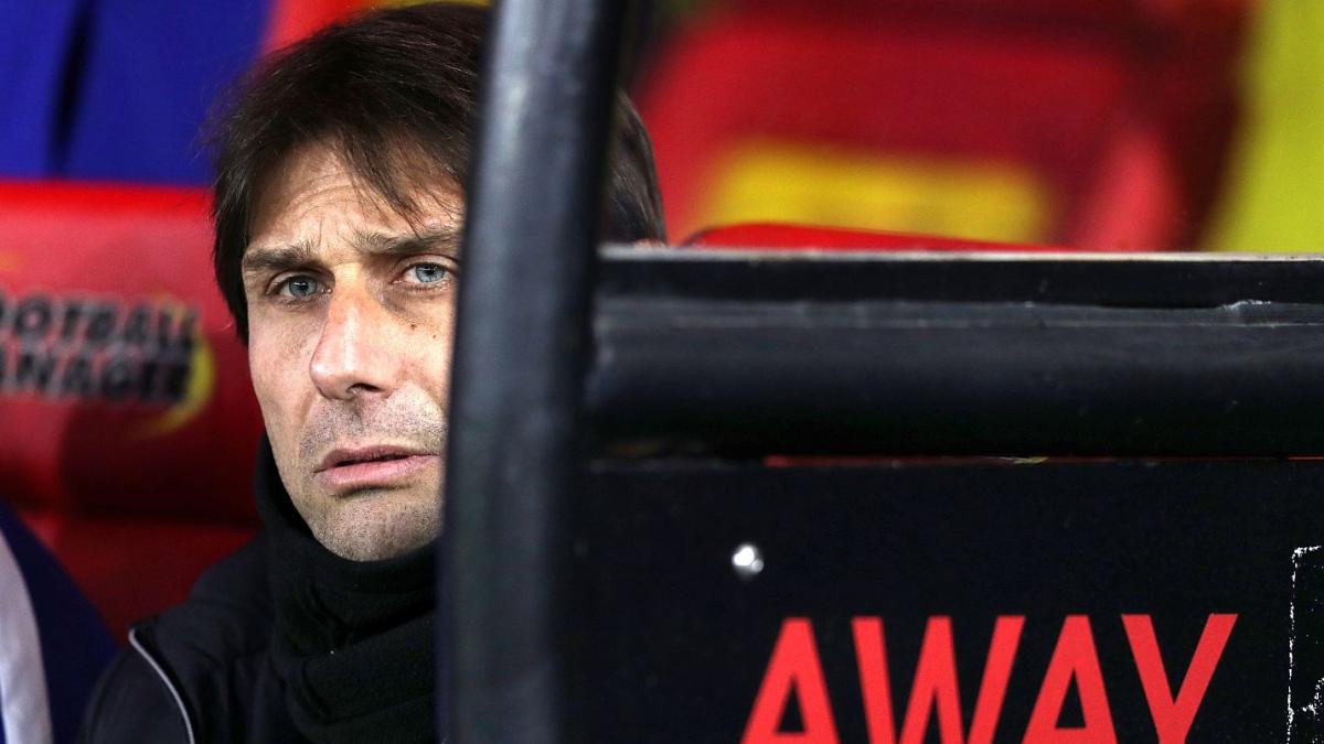 泰晤士报：孔蒂和俱乐部高层在转会上矛盾重重