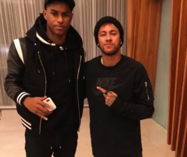 太阳报：拉什福德一年赞助收入超200万英镑