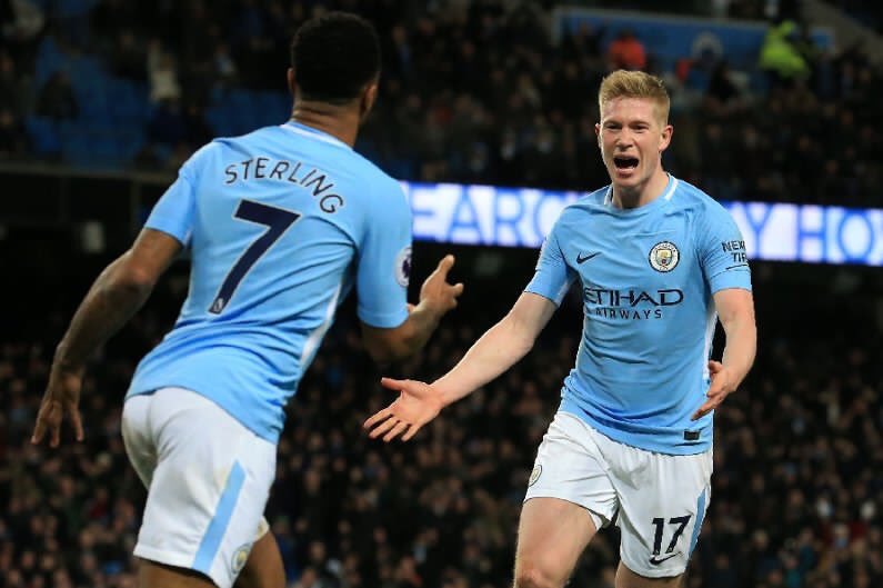 GIF：闪电开局！德布劳内传中，斯特林包抄建功