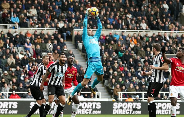 纽卡斯尔门将：战胜<a href=https://www.310bf.com/tags-%E6%9B%BC%E8%81%94-0.html target=_blank class=infotextkey>曼联</a>后贝尼特斯让我去买彩票