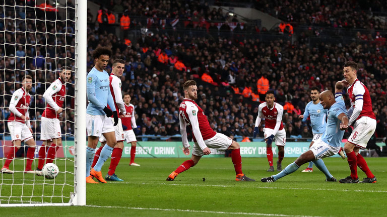 孔帕尼：赛前我就预感我会进球，我为球队的表现而自豪