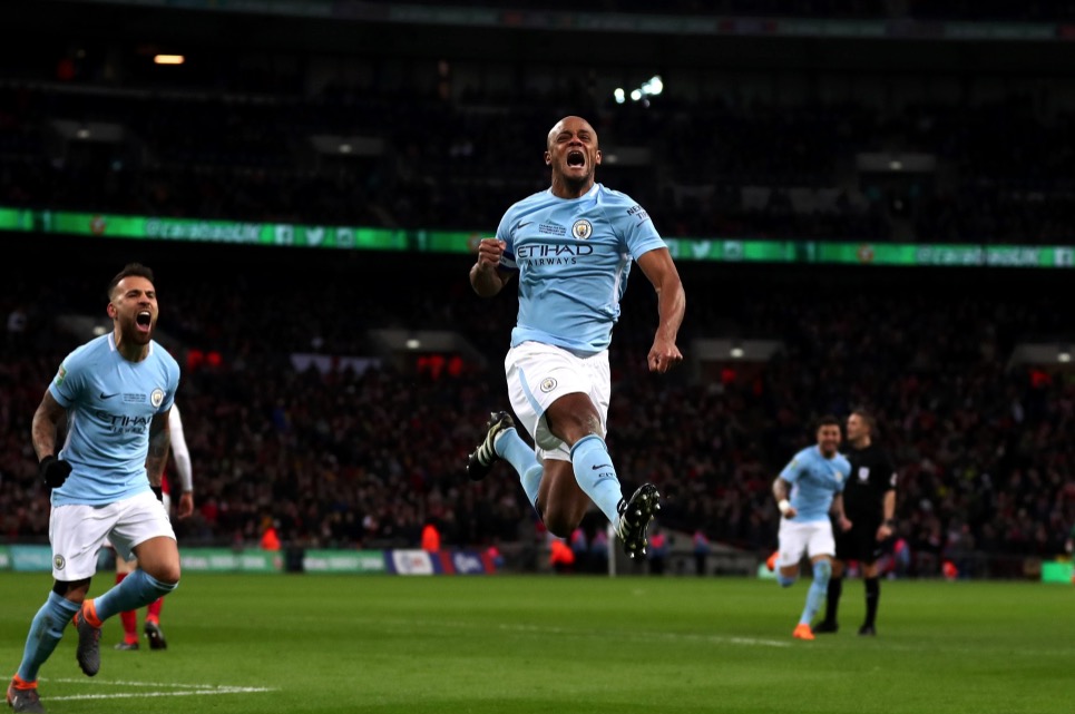 GIF：京多安大力抽射，孔帕尼折射建功