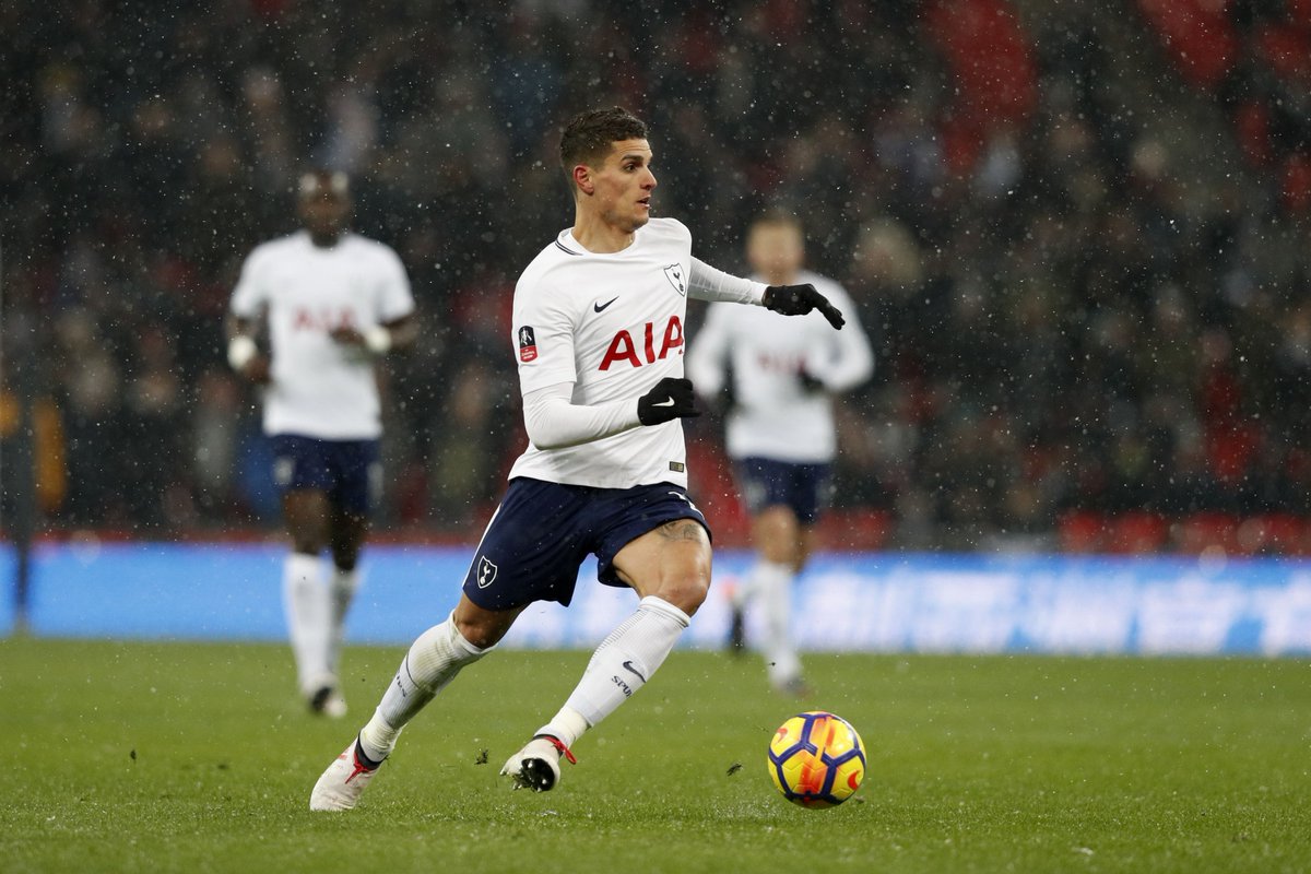 GIF：拉梅拉进球，略伦特拉人犯规被判无效