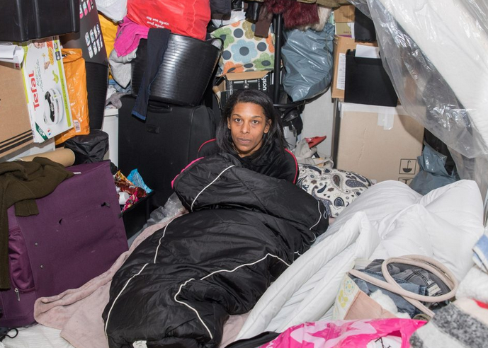 无家可归，枪手小将母亲哭诉：我的儿子被金钱冲昏了头脑