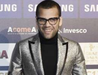 阿尔维斯对此前评论阿斯托里去世言论表达歉意