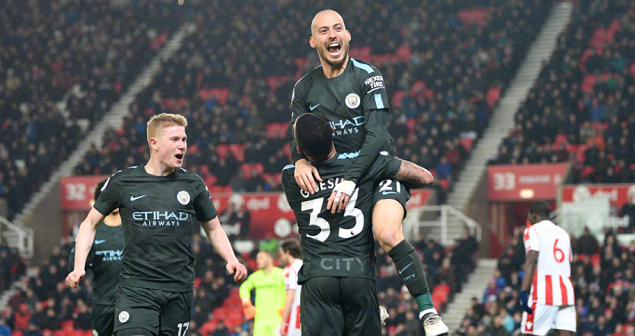 大卫-席尔瓦双响，曼城客场2-0斯托克城