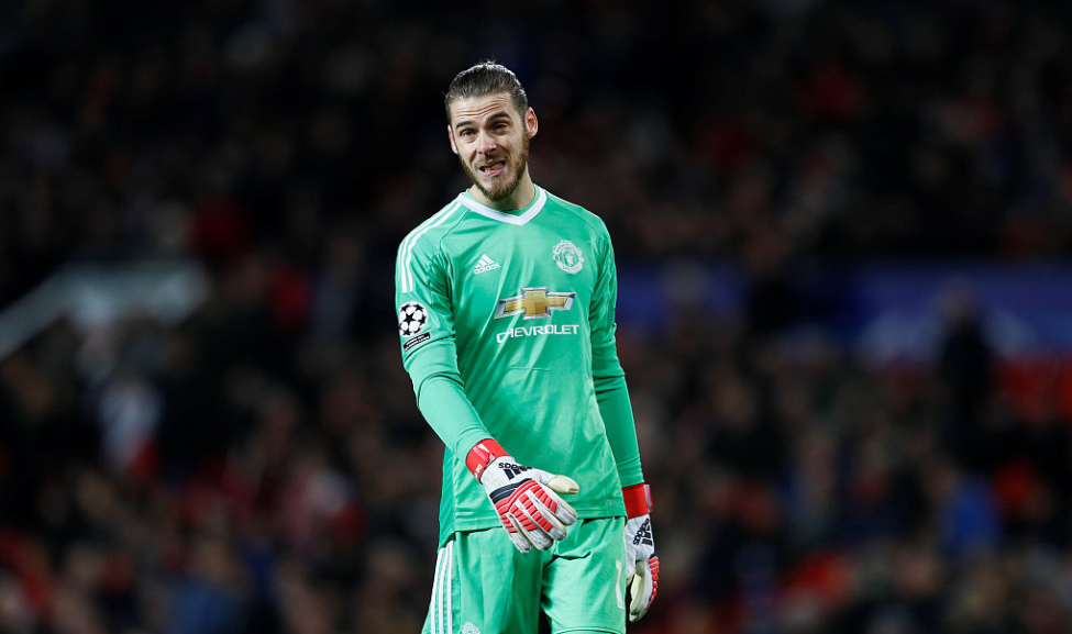 GIF：无缘戴帽，本耶德尔单刀被德赫亚挡出