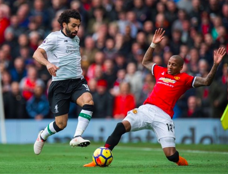 阿什利-扬开萨拉赫玩笑：别问我了！他不在我口袋里