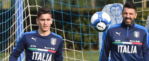 斯帕尔门将：很高兴得到那不勒斯的关注