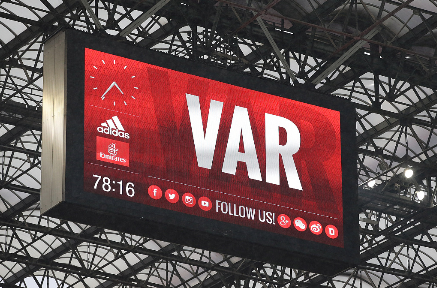 GIF：老当益壮，索伦蒂诺扑出凯西点球