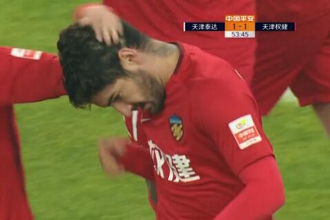 GIF:帕托进球了!补射破门,泰达1-1权健
