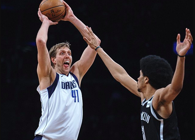 诺维茨基:计划就是履行完合同,下赛季会回归第1张-爱看NBA中文网 诺维茨基:计划就是履行完合同,下赛季会回归