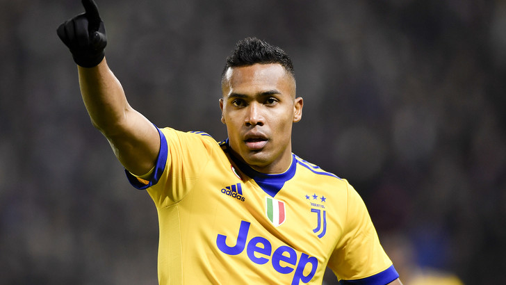 巴媒：尤文后卫桑德罗在跟随巴西队训练时受伤