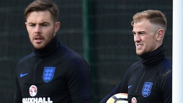 官方：巴特兰将在对阵意大利时首发出场