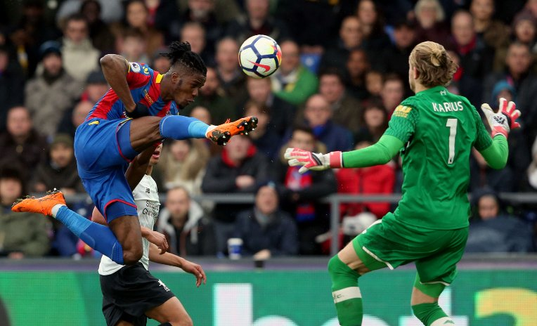 GIF：卡里乌斯犯规送点，米利沃杰维奇一蹴而就