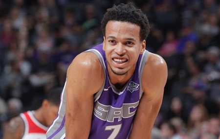 [流言板]拉比西埃左脚踝扭伤,本场比赛不会回归