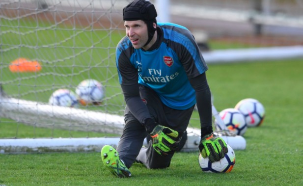 每日电讯：温格考虑今晚弃用奥斯皮纳上切赫