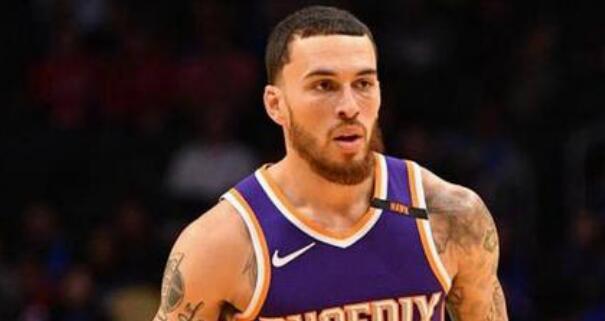 米兰奥林匹亚俱乐部将在下赛季追求迈克-詹姆