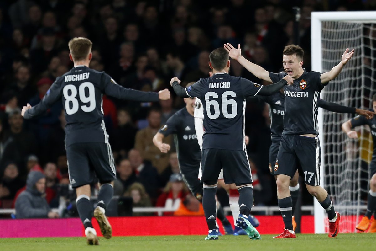 GIF：戈洛温任意球破门，中央陆军扳平<a href=http://bf.310bf.net target=_blank class=infotextkey>比分</a>