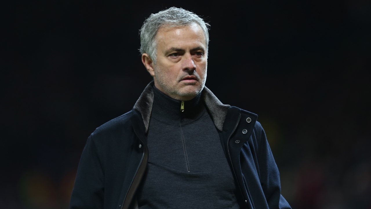 穆帅：换下博格巴因黄牌；表现好的人可出战足总杯