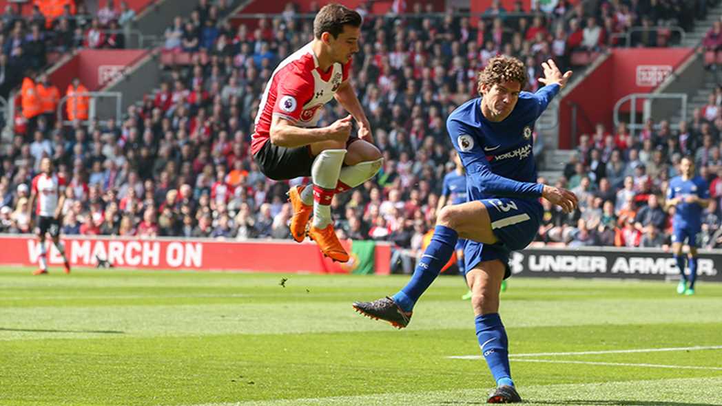 官方：英足总宣布对马科斯-阿隆索禁赛三场