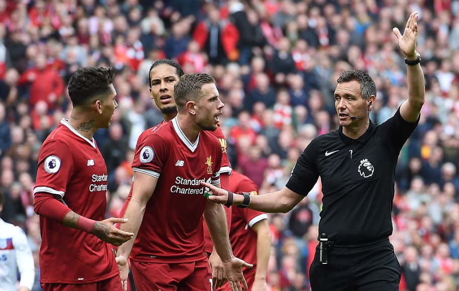 亨德森：糟糕的判罚让我们损失两分，本该赢下比赛