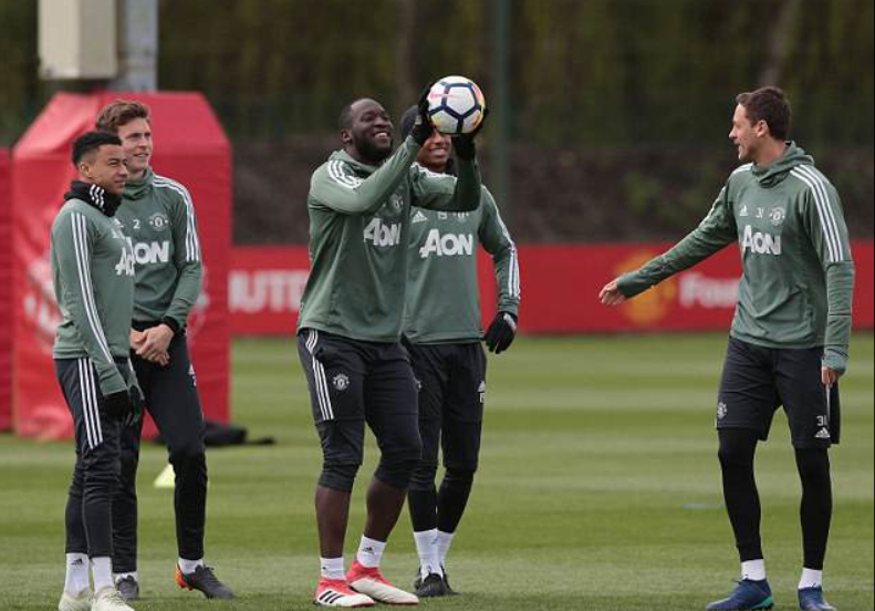 卢卡库训练刻苦，获赠外号“洛奇”