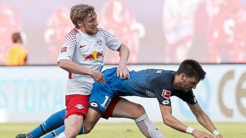 图片报：莱比锡密切关注肯尼迪，或接替福斯贝里