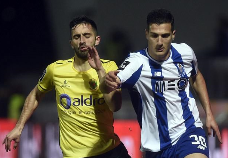 邮报：波尔图后卫达洛特将会下周来到曼市接受体检