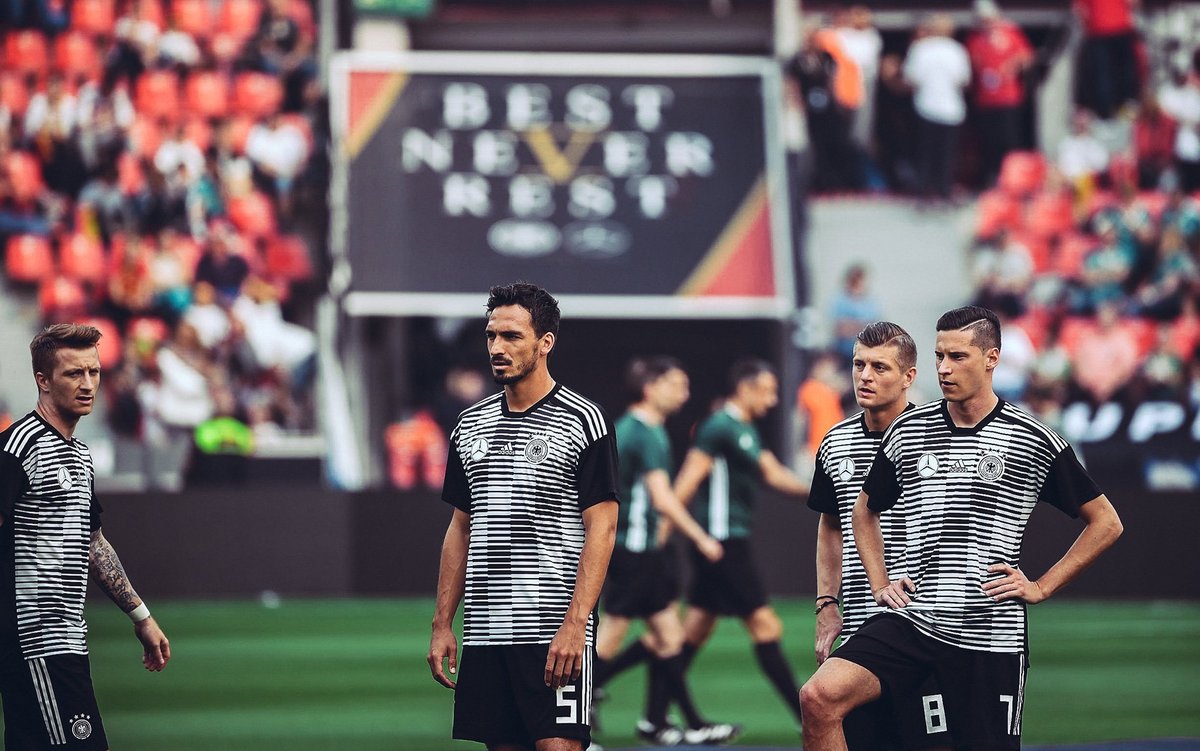 GIF：胡梅尔斯捅射被吹越位，德国0-0沙特