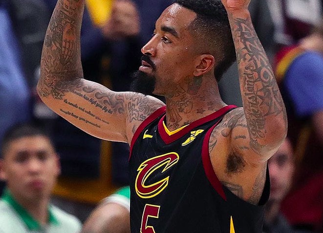 JR总决赛G1球衣最终竞拍价为23548美元