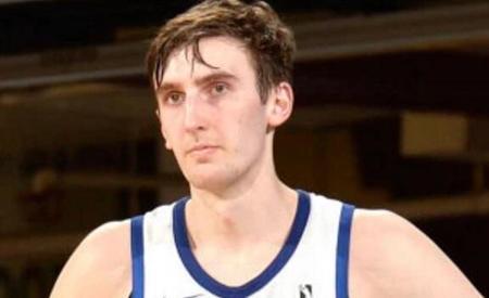 [流言板]尼克斯选中米切尔-罗宾逊可能会让科内