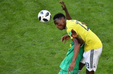[流言板]GIF:米纳头球破门,哥伦比亚取得领先