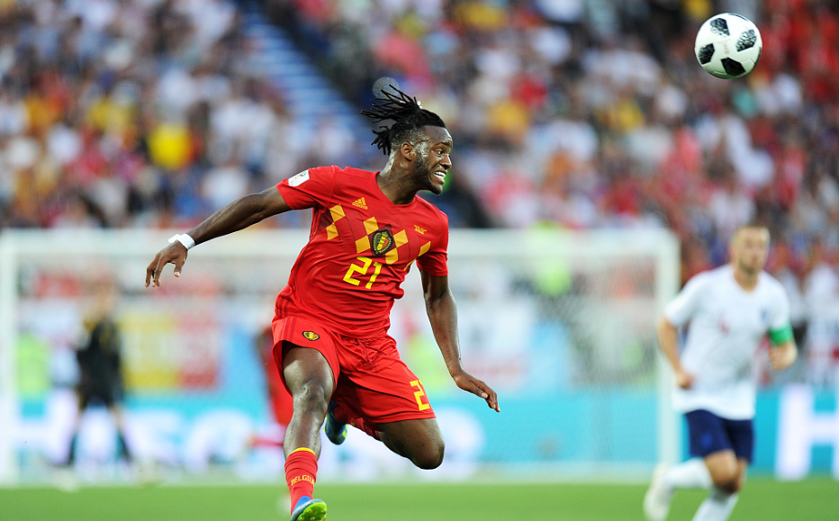 gif:打脸式庆祝,巴舒亚伊诠释快乐足球